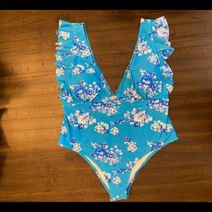 CUPSHE ONE PIECE SWIM SUIT